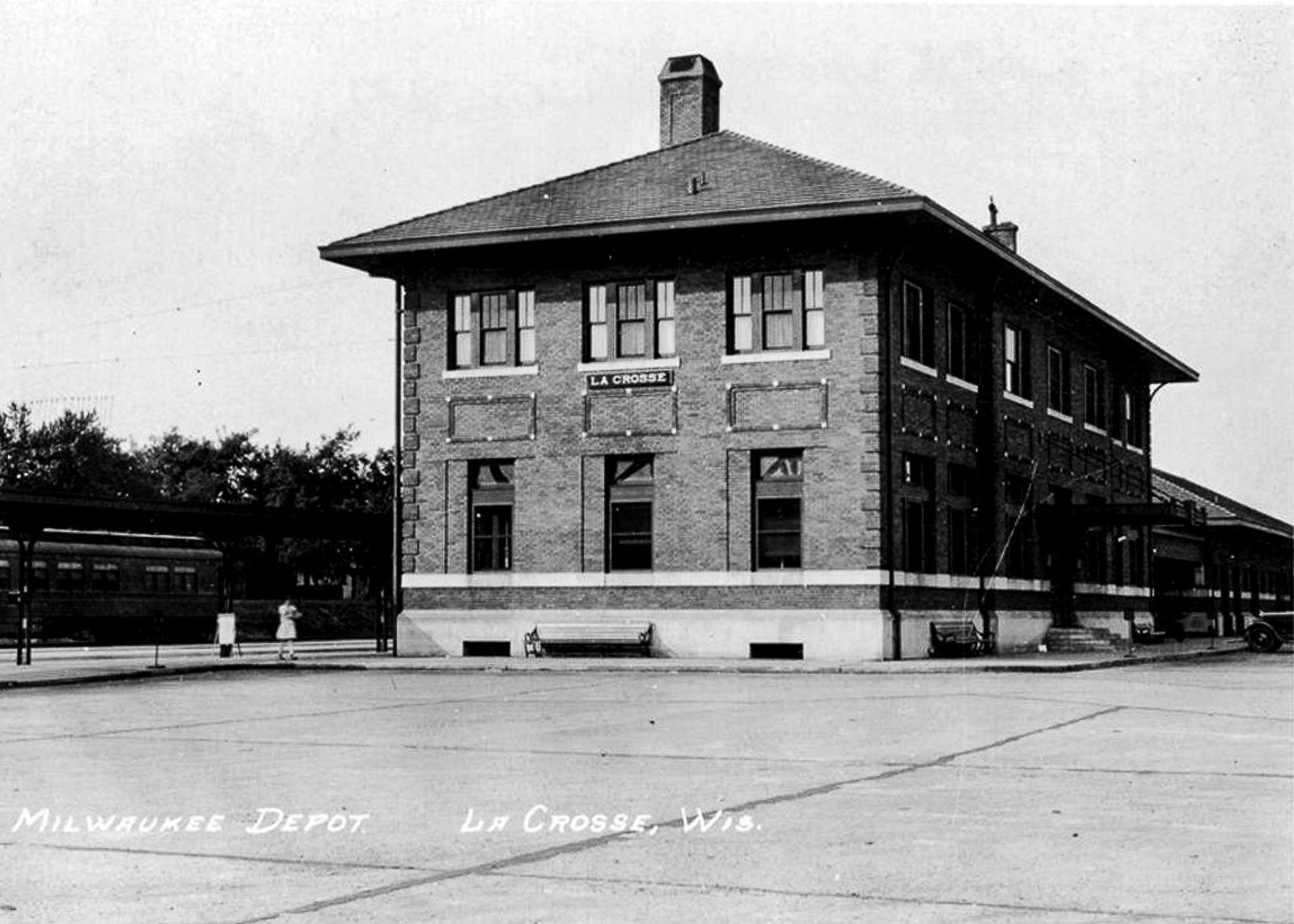 Milwaukee Railway Passenger Depot, 1931